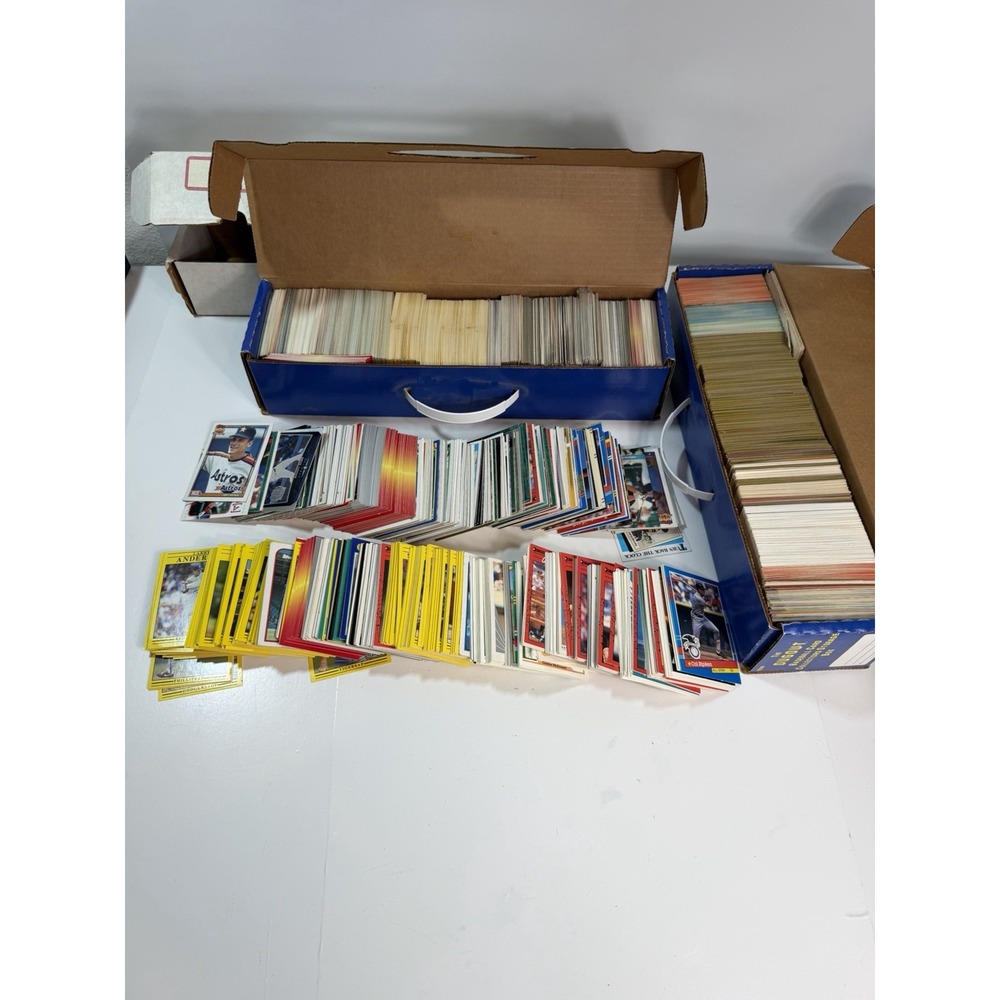 Huge Baseball Cards Lot (2,490 Pcs) - 1989-1993s & 2000s Collection